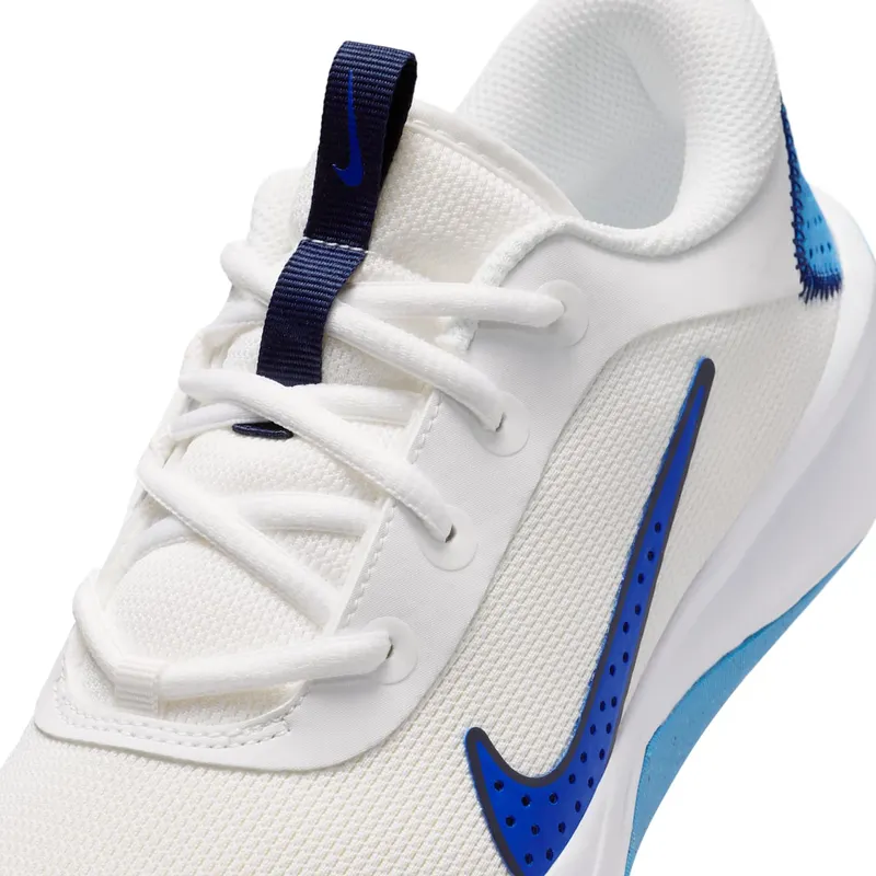 nike-omni-multi-court DM9027-108