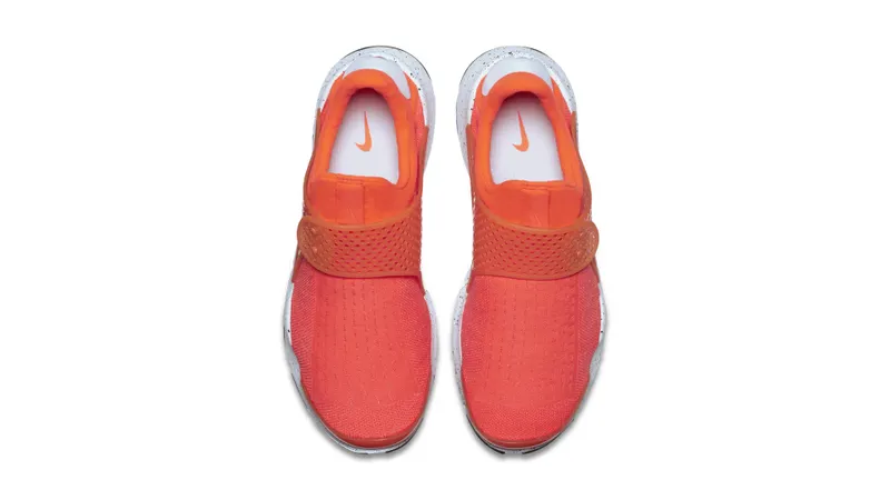 Nike Sock Dart Total Crimson Total Crimson/Black-White (833124-800)