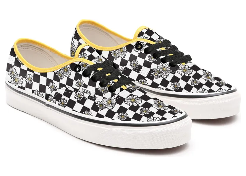 VANS Gepersonaliseerde Recycled Materials Daisy Checkerboard Authentic Wit (VN0A3CST137)