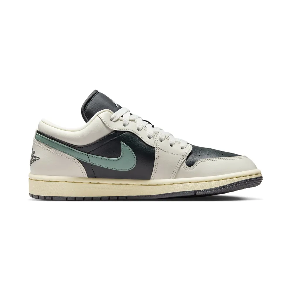 Air Jordan 1 Low “Jade Smoke” (DC0774-001)