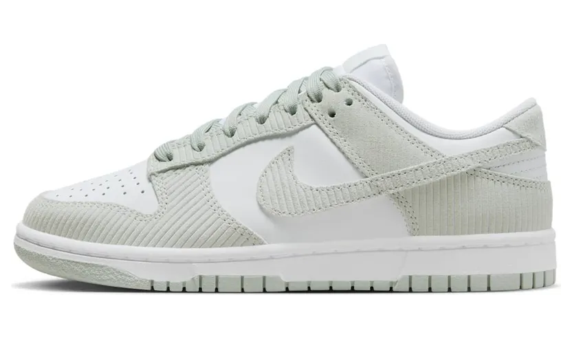 Nike Dunk Low FN7658-100