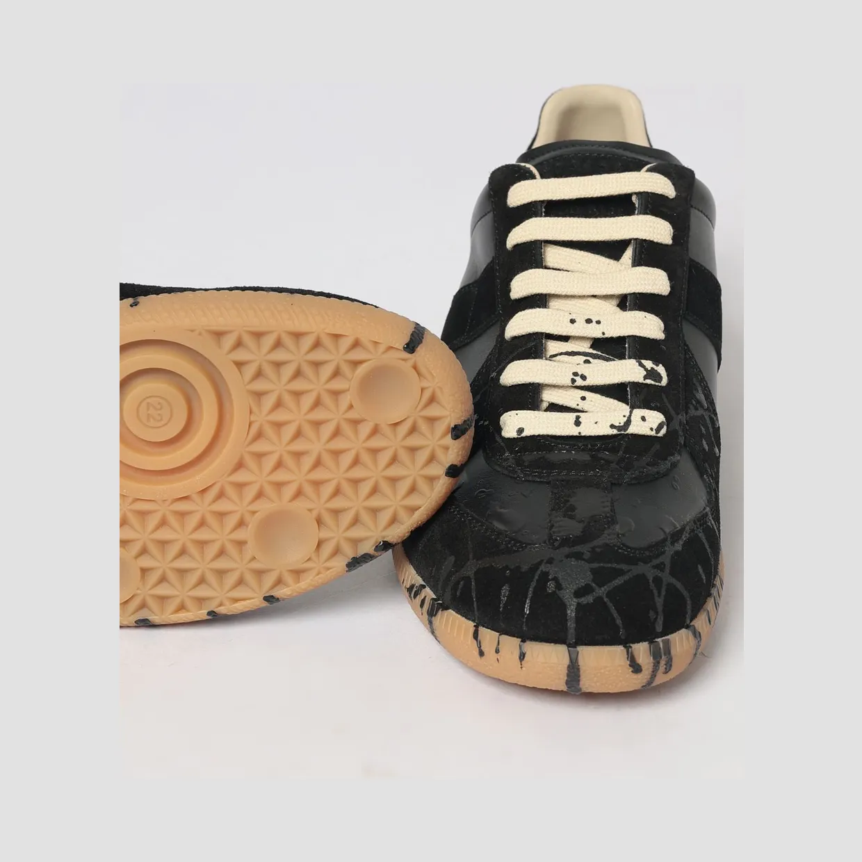 Maison Margiela Replica Bicolour Trainers in Leather and Suede with White Stitch Black (S57WS0517P7799H6851) (3)