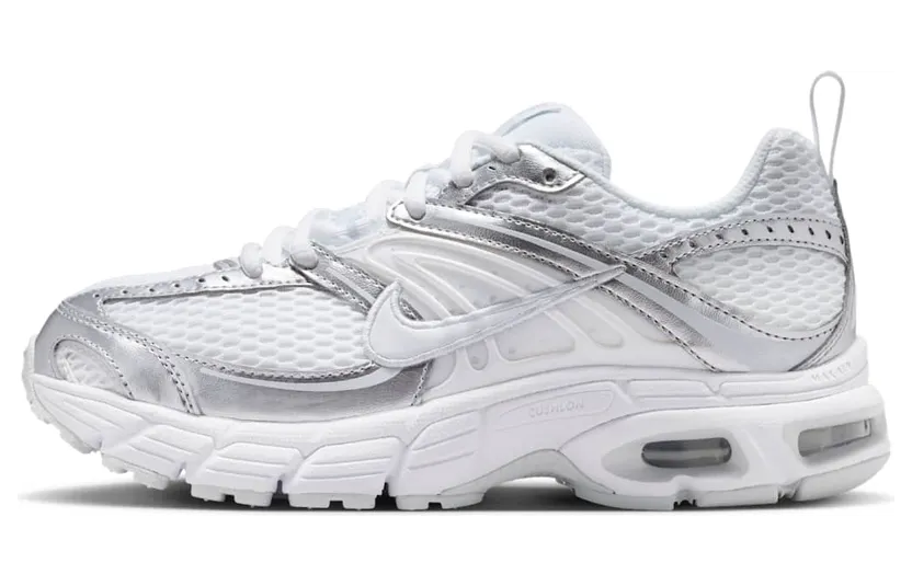Nike Air Max Moto 2K Wit/Pure Platinum/Metallic Silver/Wit (IQ9430-102)