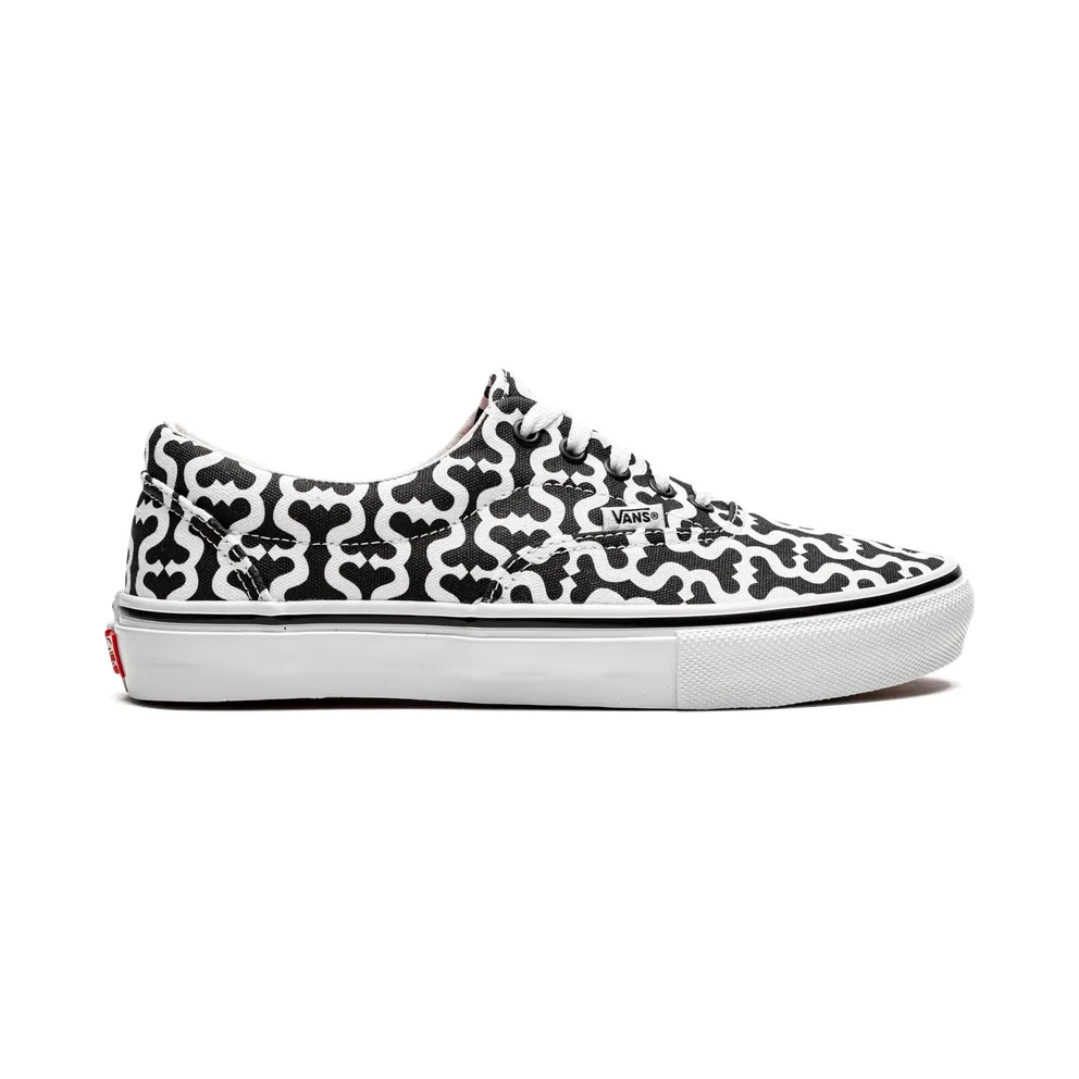 Vans Skate Era “Supreme – Monogram S – Black” (VN0A5KRV5XH)