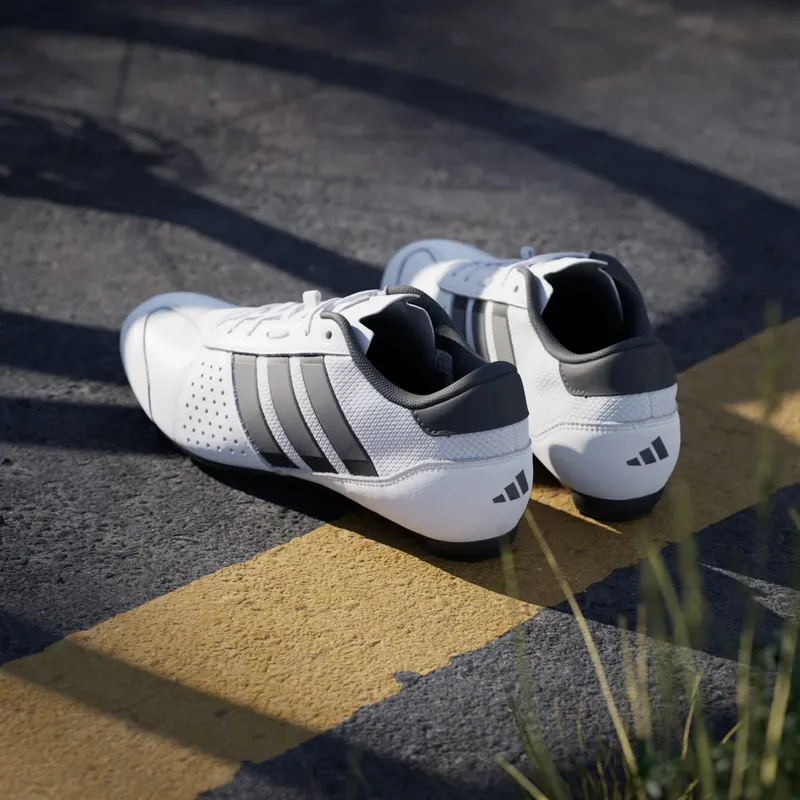 Adidas Heritage Road Fietsschoenen Cloud White / Carbon / Carbon (IE1396)