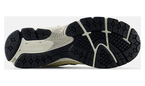 new-balance-2002r M2002RFI