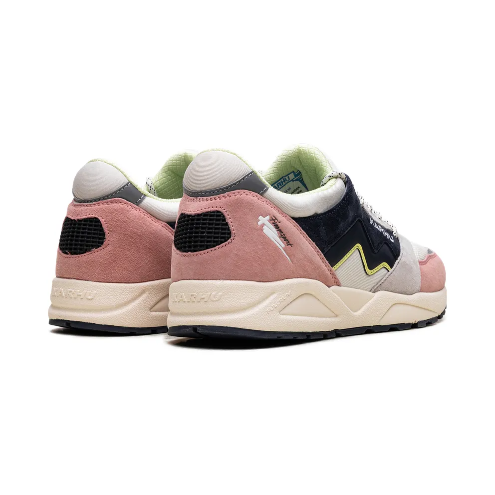 Karhu Aria 95 “Rose Tan” (F803084)