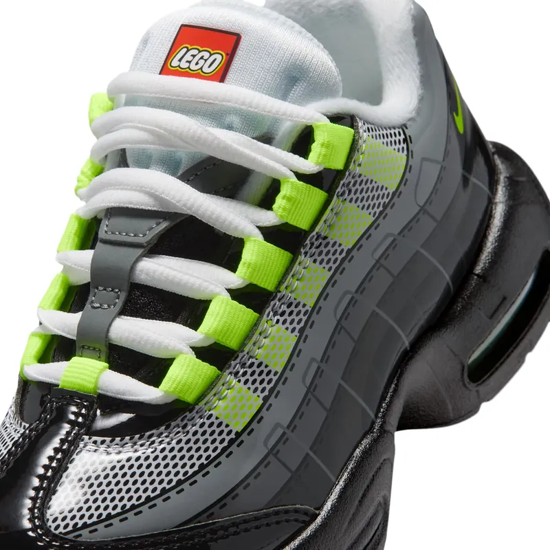 Nike Air Max 95 Black/Dark Smoke Grey/Smoke Grey/Metallic Silver (IU1715-002)