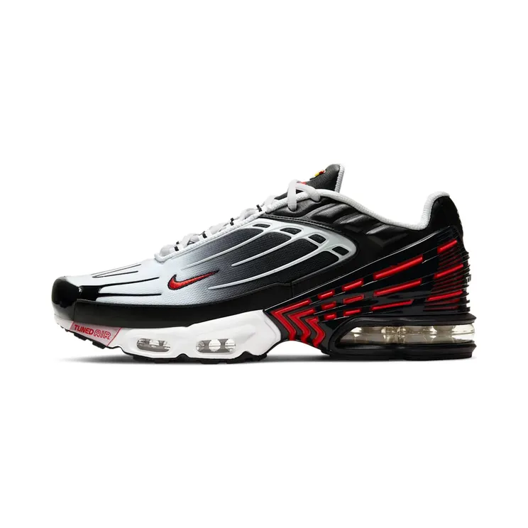 Nike Air Max Plus 3 “Black / White / University Red” (DM2573-001)