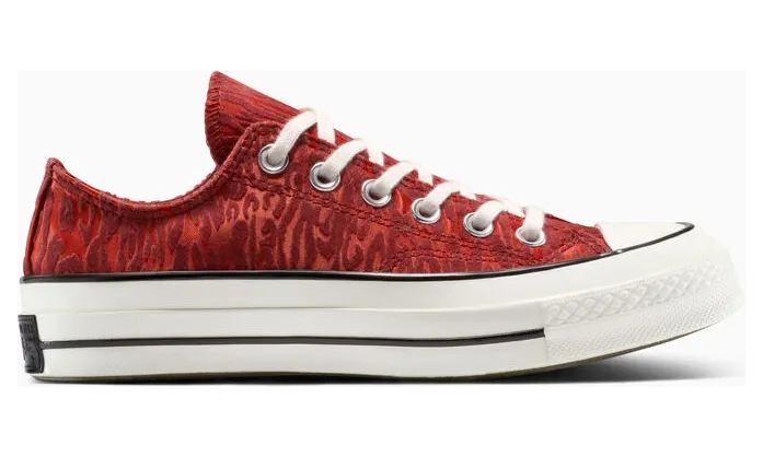 converse-chuck-taylor-all-star A17645C