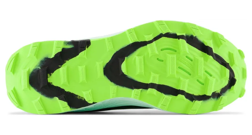 new-balance-fuelcell WTUNKNT3