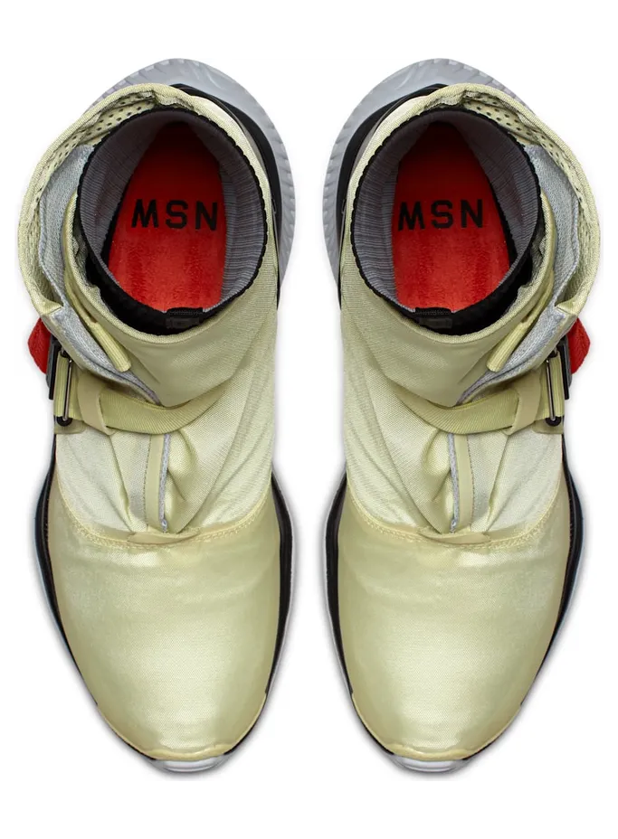 nike-sneaker AA0528-700