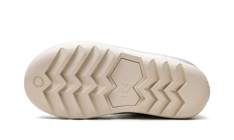 Ugg Classic Maxi Mini “Metallic Silver” (1135151-MSLV)