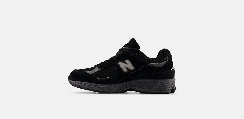 New Balance 2002R Gore-Tex “Protection Pack – Black” (U20023MB)