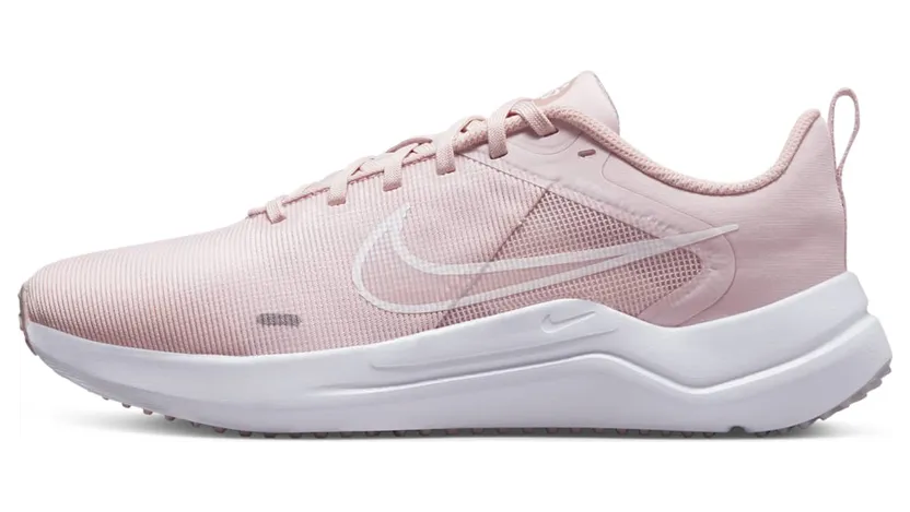 Nike Downshifter 12 voor dames (straat) Roze (DD9294-600)