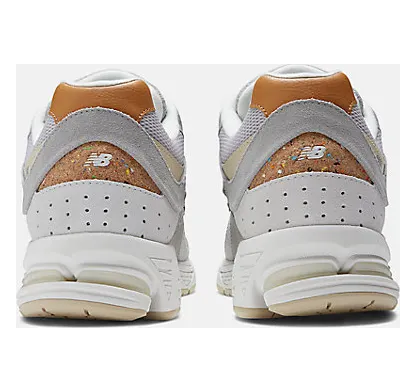 new-balance-2002r M2002RSB