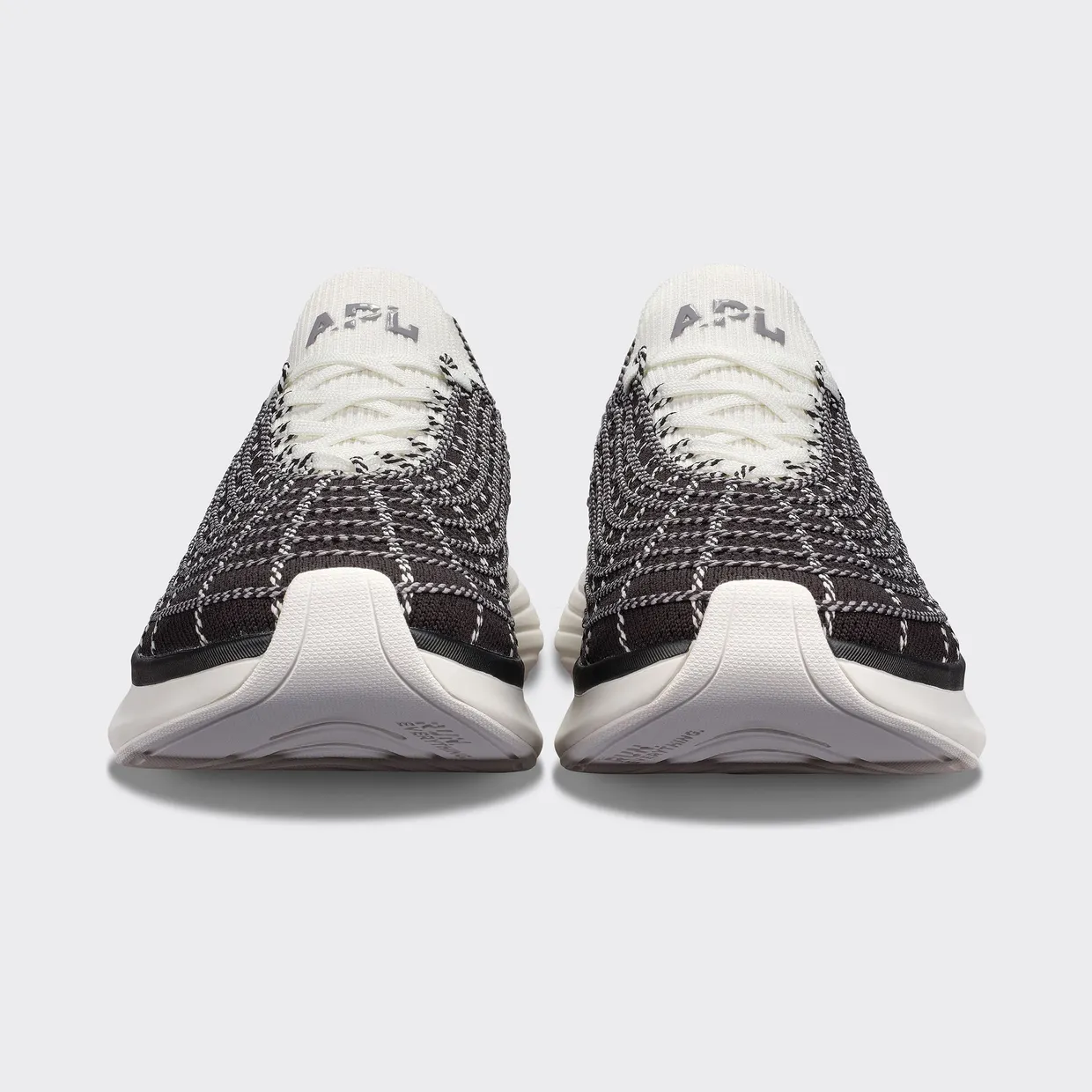APL TechLoom Zipline “Black/Ivory/Shark” (Dames) (4)