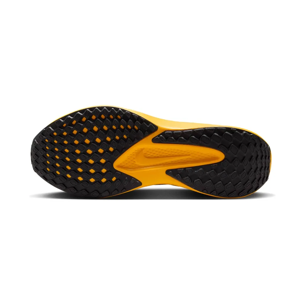 Nike Quest 6 “Black / University Gold / Iron Grey / White” (HV3149-001)