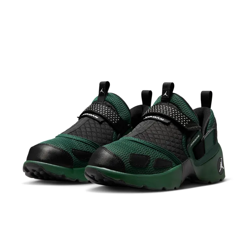 Jordan Trunner LX “Fir” (HQ2164-300)