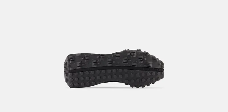 New Balance XC-72 Gore-Tex “Triple Black” (UXC72GBG)