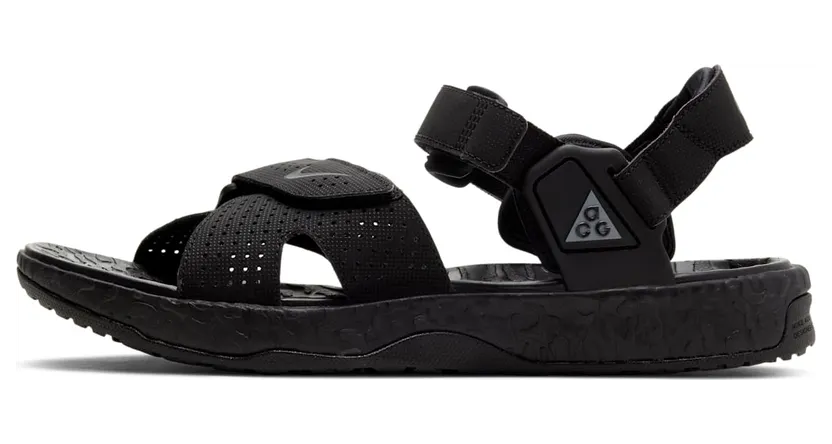 Nike ACG Air Deschutz Triple Black
