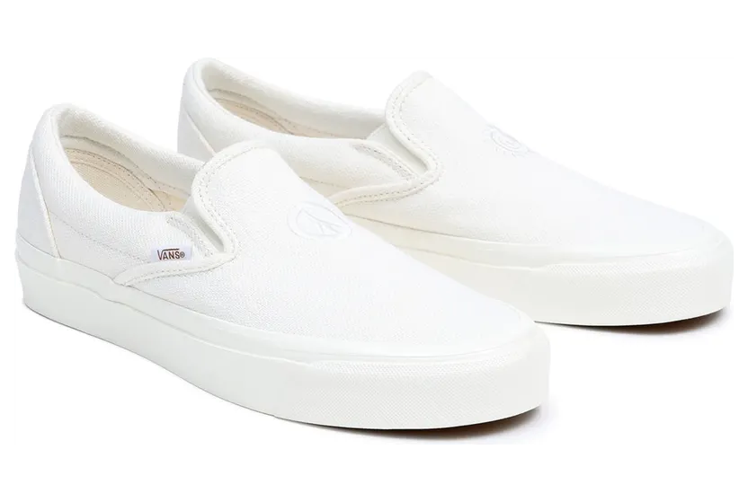 VANS Anaheim Factory Classic Slip-on 98 Dx Schoenen Beige (VN0A3JEXP68)