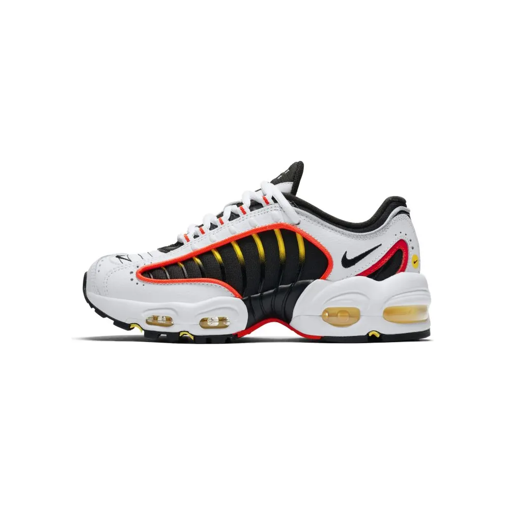 Nike Air Max Tailwind IV White Black Crimson (GS) White/Black/Bright Crimson (BQ9810-105)