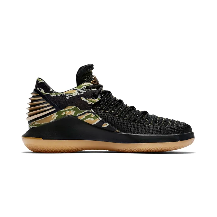 air-jordan-32 AA1257-021