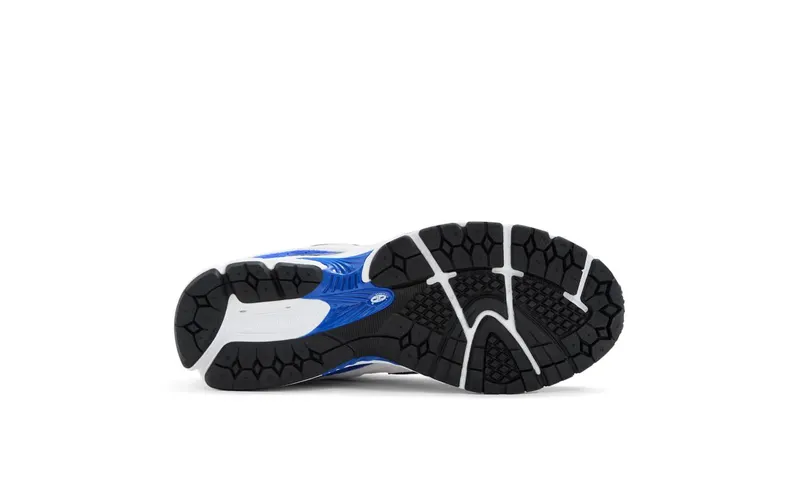 New Balance 2002 Black (U2002R-FP)