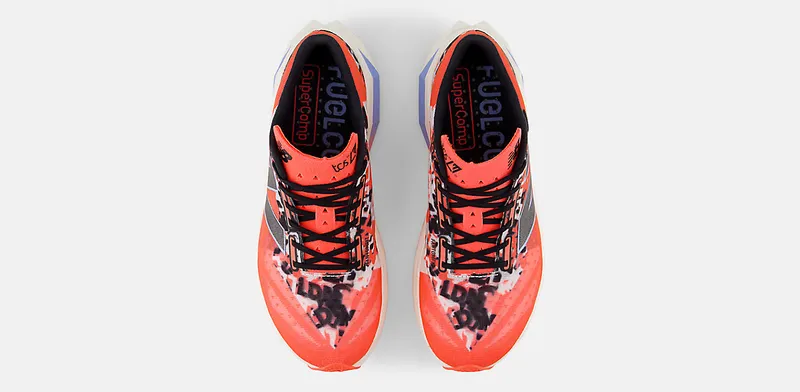 NEW BALANCE TCS London Marathon FuelCell SuperComp Elite v4 “Urgent Red / White / Black” (WRCELLM4)