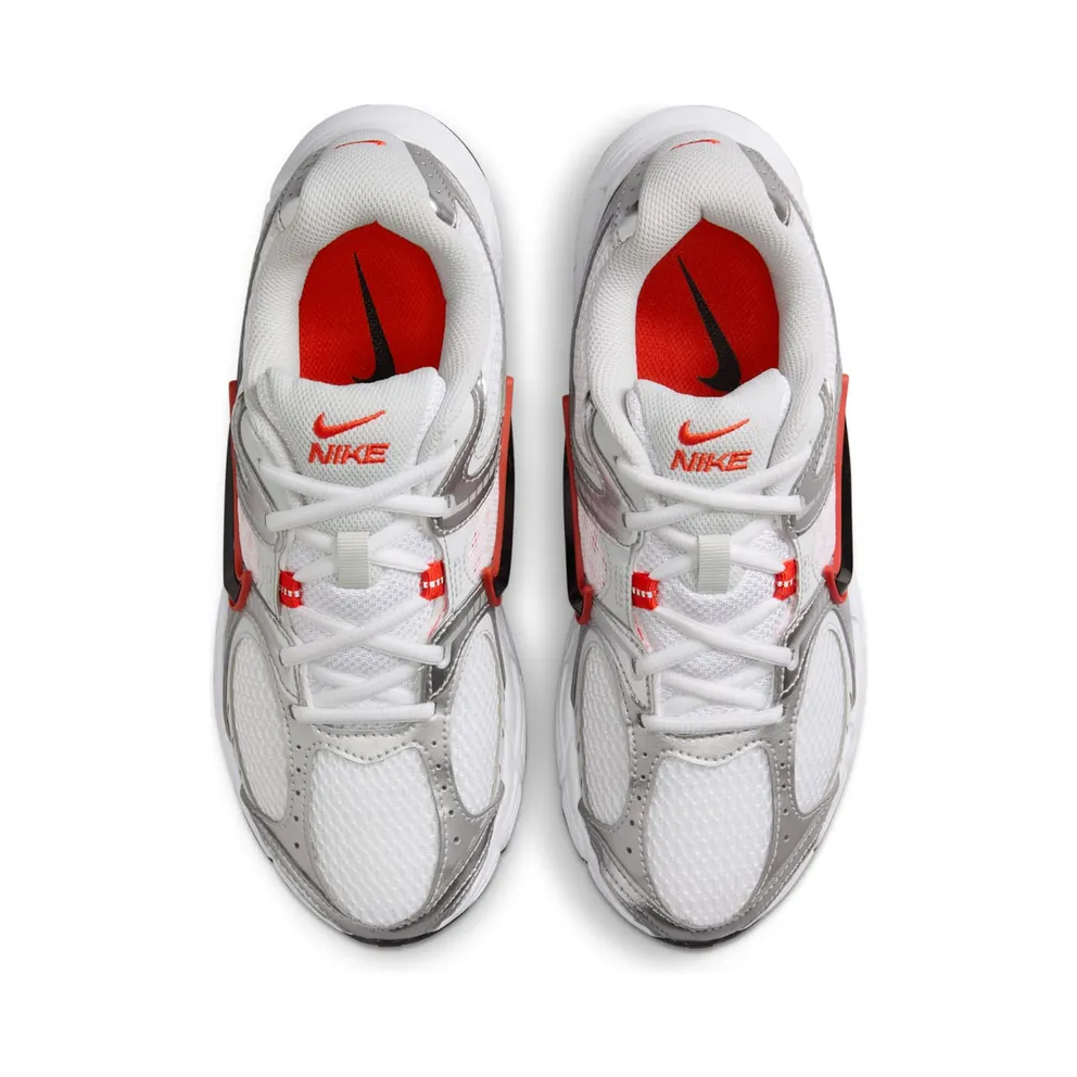 Nike V5 RNR “White Picante Red Vast Grey Black” (HQ7901-100)