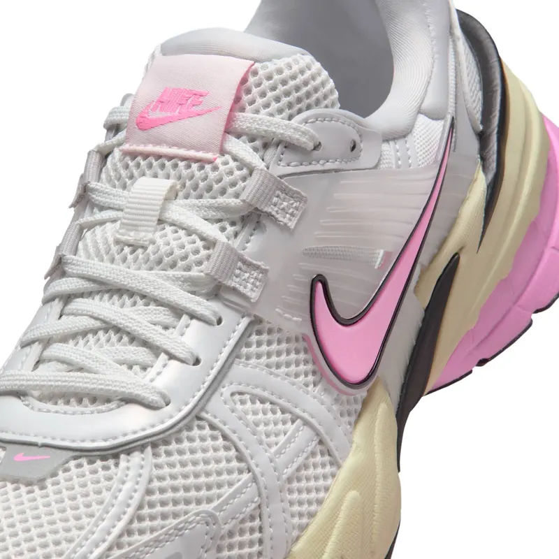 Nike V2K Run White Grey Alabaster Pink Spell (FD0736-114)