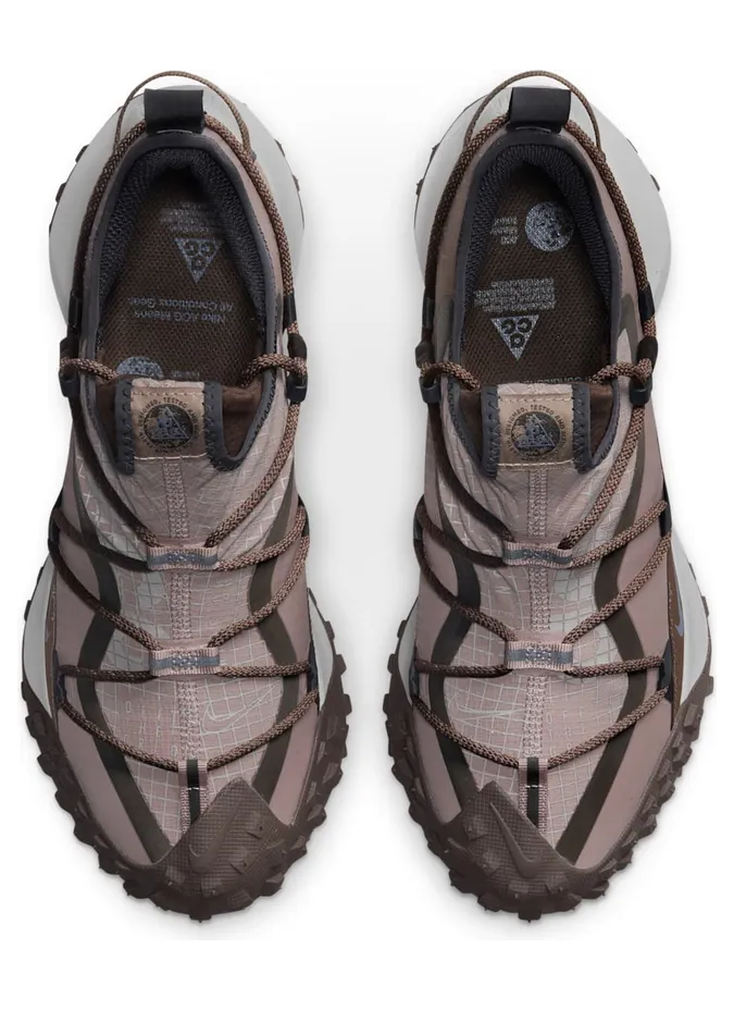 nike-acg DQ1979-001