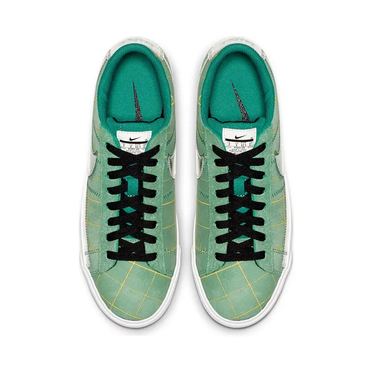 nike-blazer AT4610-300