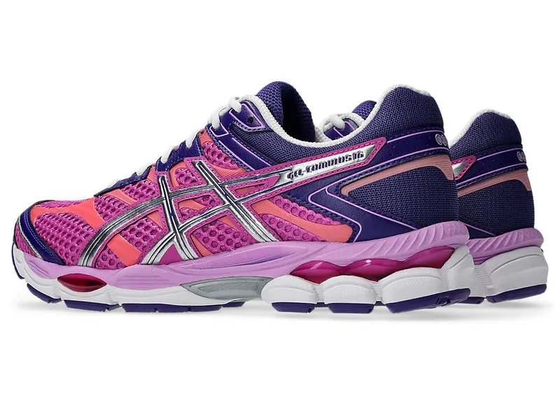 ASICS GEL-CUMULUS 16 “Digital Sakura / Pure Silver” (1203A733-700)