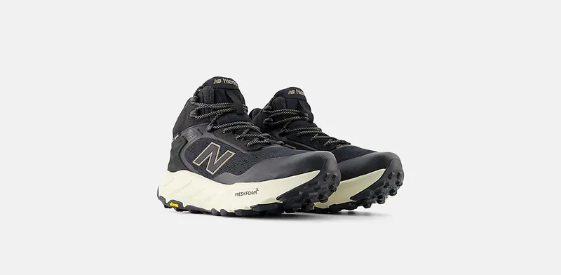 NEW BALANCE Hierro Hiker GORE-TEX® “BLACK / DARK SILVER METALLIC / Timberwolf” (MTHIMCB9)
