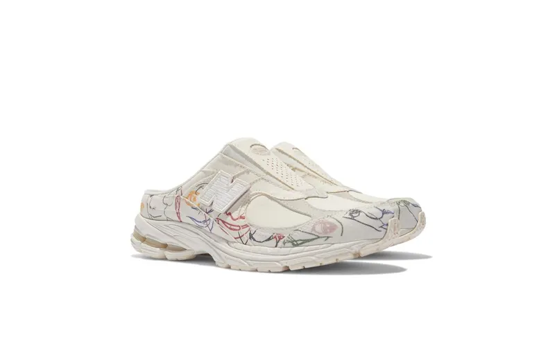 New Balance New Balance Beige (M2002RM1)