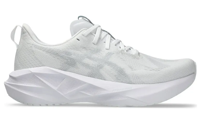 Asics Novablast™ 5 1011B974-100