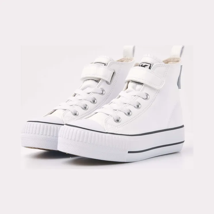 british knights White (B493736C03)