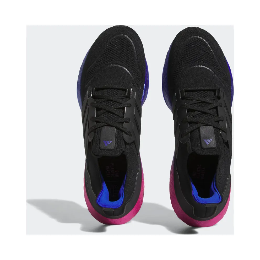 adidas Ultraboost 22 Core Black / Core Black / Lucid Blue (HQ8593)