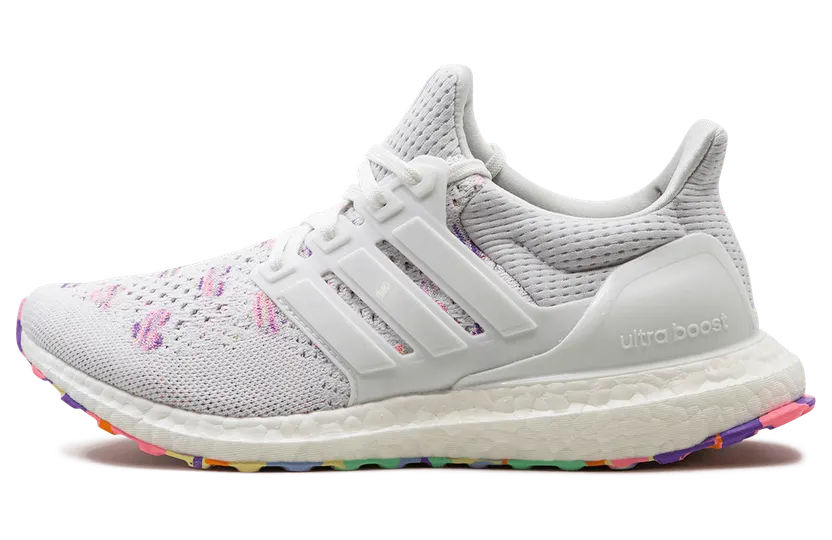 adidas Valentine’s Day Ultraboost 1.0 Cloud White / Cloud White / Violet Fusion (HQ3857)