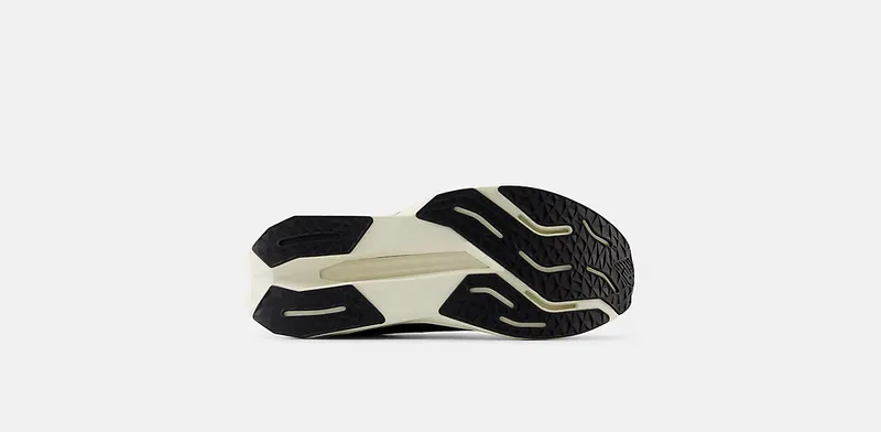 New Balance FuelCell Propel v5 Black Hot Mango Black Cement (MFCPRCB5)