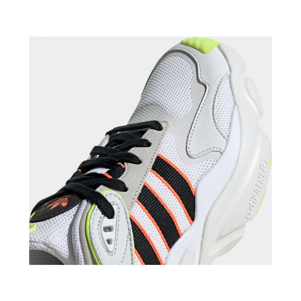 adidas MAGMUR RUNNER W Crystal White / Core Black / Cloud White (EH1094)