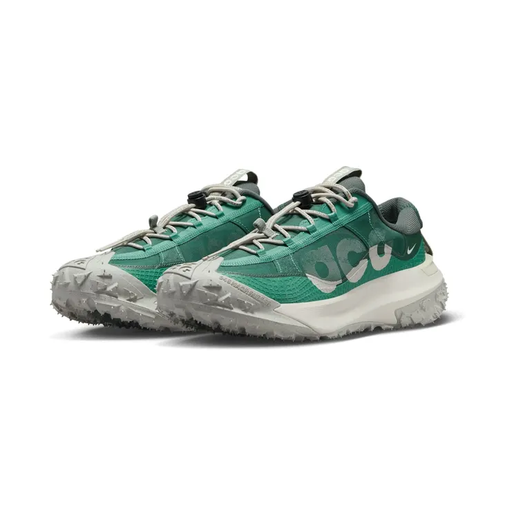 nike-acg DV7903-300