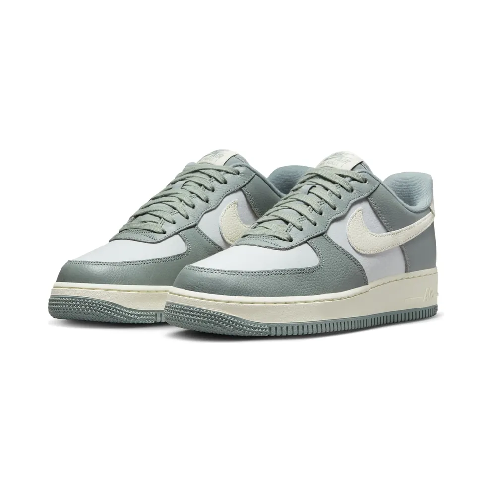 Nike Air Force 1 Low LX “Mica Green” (DV7186-300)