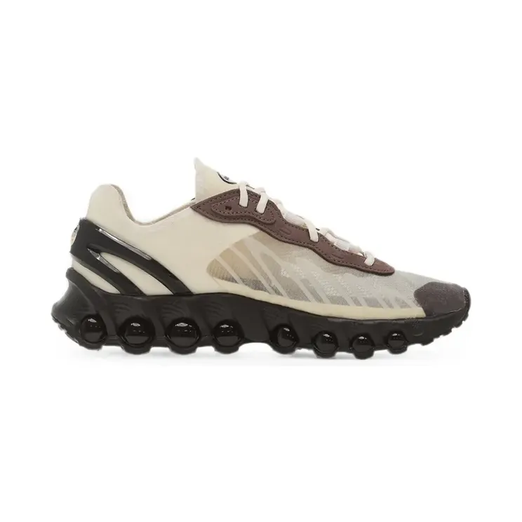 Nike Vomero Plus met logo “Pink” (IO4479)