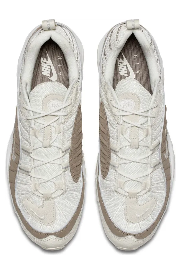 nike-air-max AO9380-100