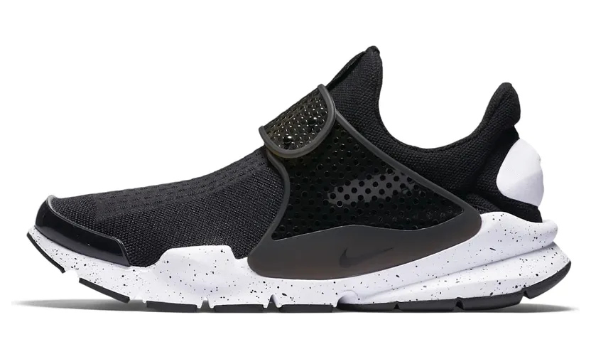 Nike Sock Dart Black White (833124-001)