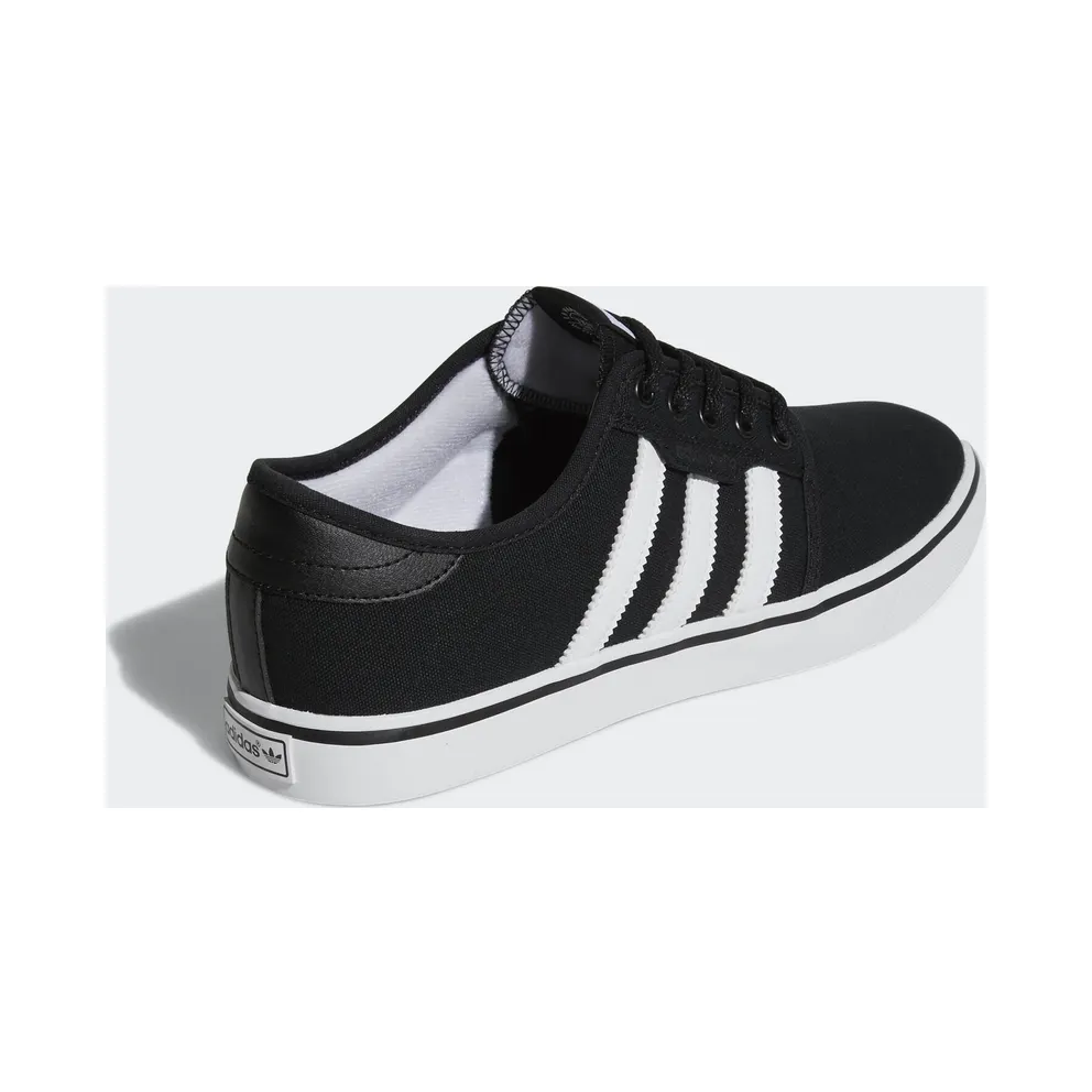 adidas Seeley Core Black Core Black/White Gum 4 (F37427)