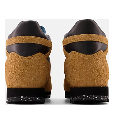 new-balance-rainier URAINAA